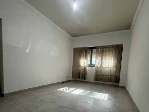 Baigorria 3000, Piso Pb