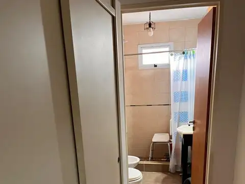Departamento en Alquiler en Caseros, $ 400.000