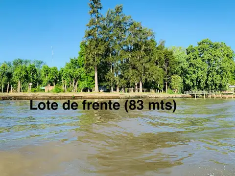 Terreno en Venta 83  mts Frente