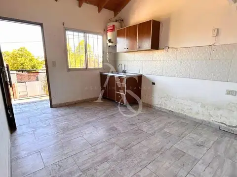 Blasco Ibañez esquina Azcuenaga al 2800