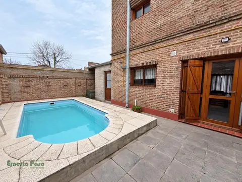 Casa 3 ambientes con 1 baño