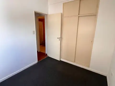 Castro Barros 1100, Piso 7