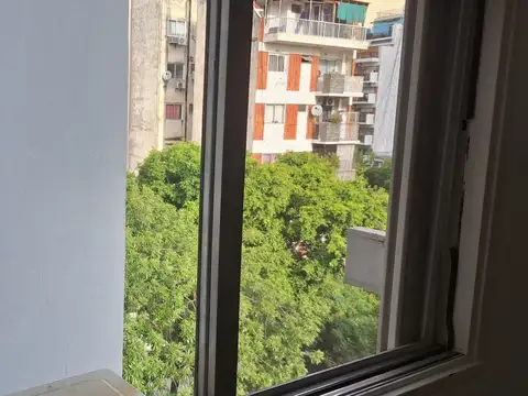 MONOAMBIENTE EXCELENTE UBICACION