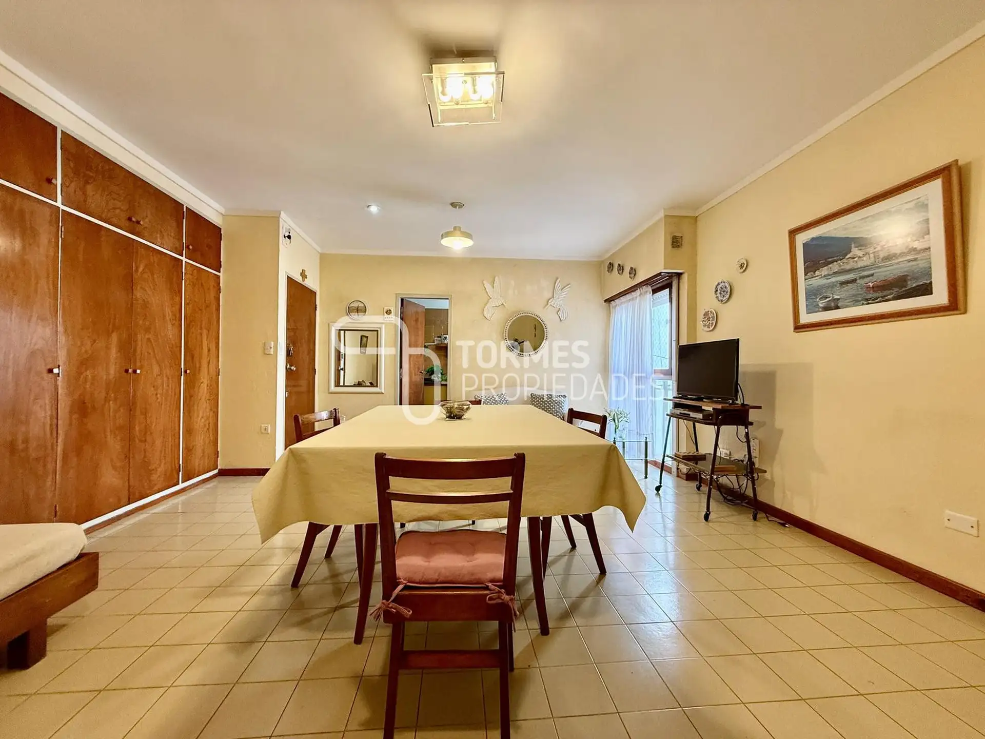 Depto 2 amb, 51m² en Plaza Colón — bien ubicado y con potencial