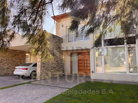 Casa en Venta de 5 dormitorios