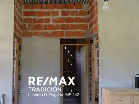 CASA EN CONSTRUCCION VENTA COLONIA POPULAR