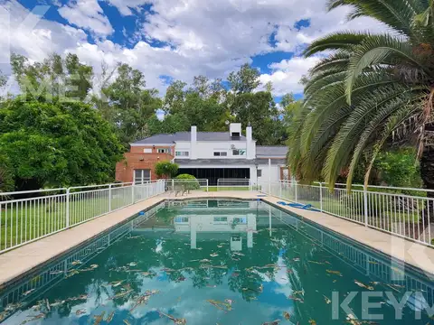 Casa en Venta de 5 dormitorios