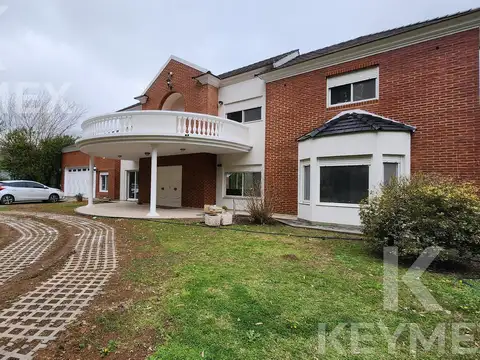VENTA CASA CAMPOS DE ROCA  4 DORMITORIOS