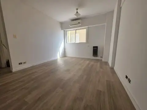 VENTA DEPTO 1 DORMITORIO RECICLADO EXCELENTE UBICACION