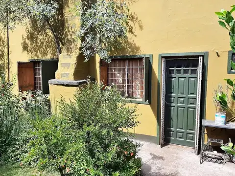 VENTA CASA QUINTA GALPONES PILETA PERMUTA 6300m²