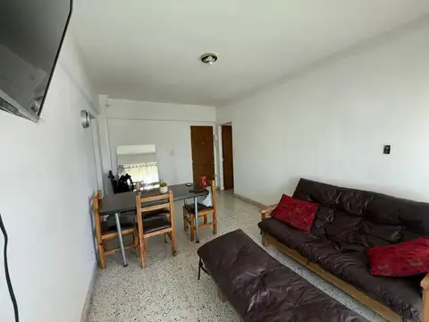 Depto. céntrico de un dormitorio opción cochera 