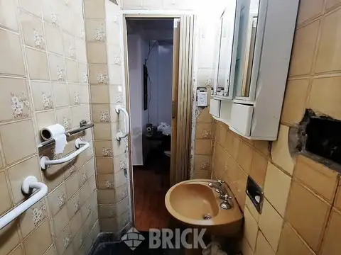 PH S/EXPENSAS EN DORREGO AL 2100 - TERRAZA PROPIA