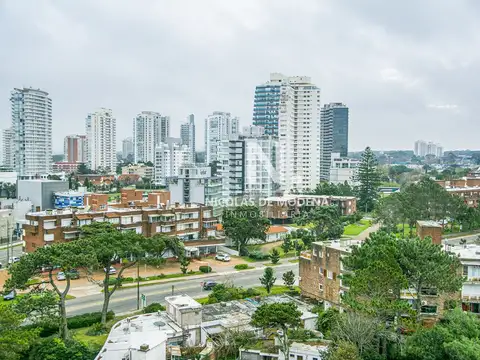Departamento de 3 dormitorios en venta proximo al mar y Peninsula.