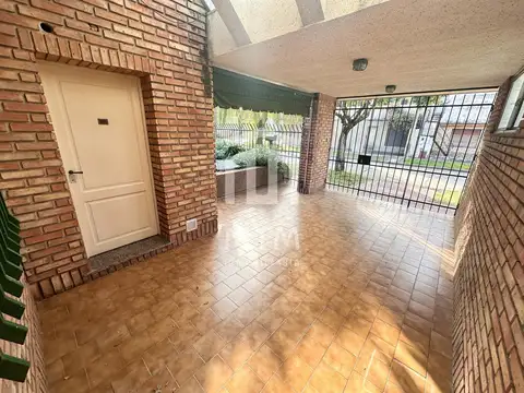 Casa en Alquiler de 3 dormitorios