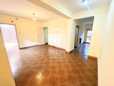 Casa en Alquiler con 1 cochera