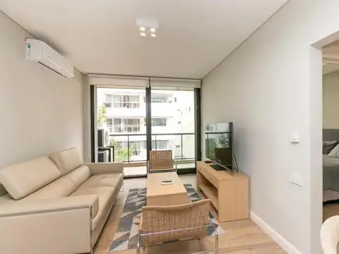 3 De Febrero 1500 , Piso 13