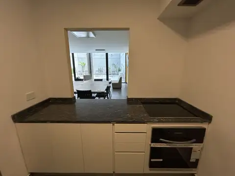 Ecuador 1364 en Recoleta