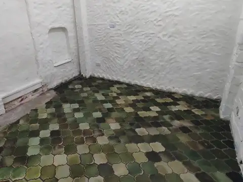 Depto Tipo Casa en Venta 50 años