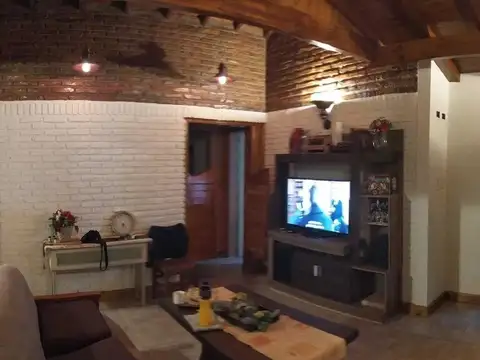 HERMOSA QUINTA DE 1250 METROS