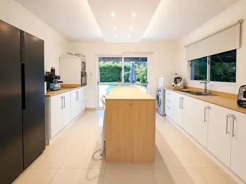 Casa en Venta en Pilar del Este - Santa Guadalupe, USD 186.000