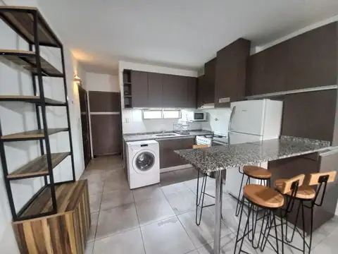 Departamento en Alquiler con 1 cochera