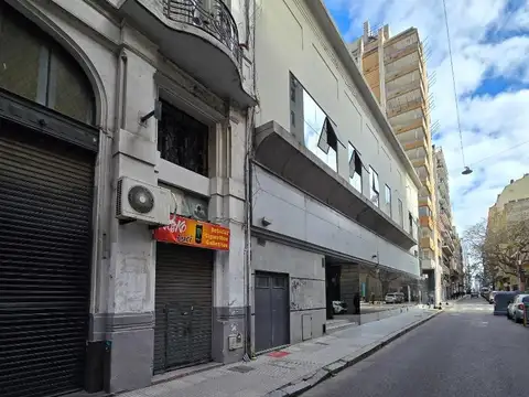 Local en Venta 90 años