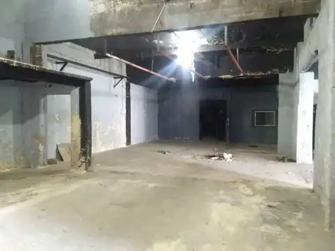 GALPÓN y LOCAL COMERCIAL