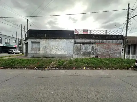 Galpon en Venta en Quilmes Oeste, USD 100.000