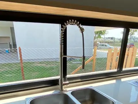 Casa en Venta en Belén de Escobar, USD 410.000
