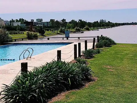 Terreno en Venta de 874,0 m2