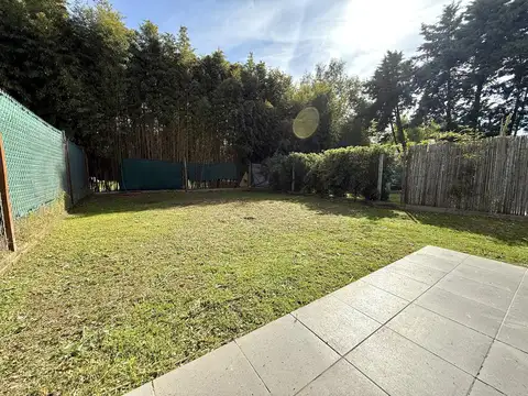 VENTA - Casa 2 dormitorios en Funes