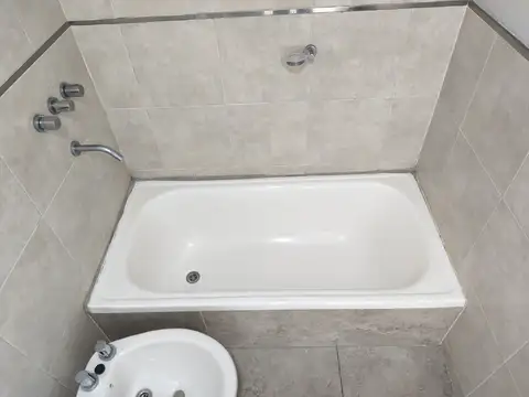 Departamento en Alquiler en Avellaneda, $ 350.000