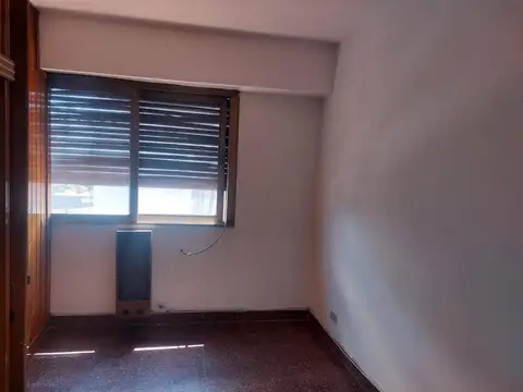 Departamento en Alquiler en Moron Norte, $ 320.000