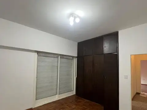 Alquiler PH tipo Casa de 3 ambientes - patio - lavadero - La Tablada