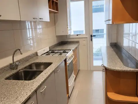 Departamento en Alquiler Temporal con 1 cocheras