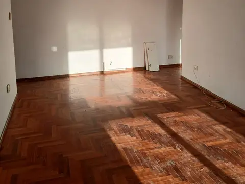 Departamento en Alquiler en Acassuso Vias  /  Santa Fe, $ 750.000
