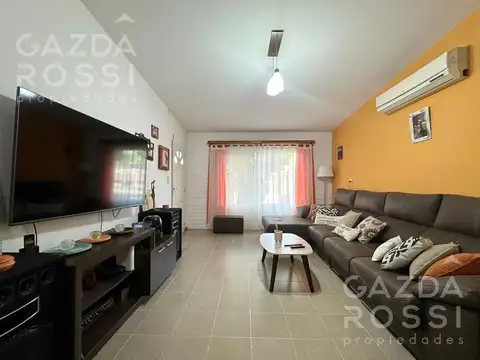 Casa en Venta en Carlos Spegazzini, USD 118.000