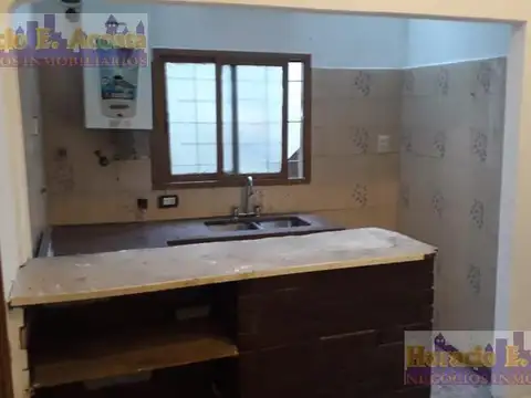 Depto Tipo Casa en Venta de 2 ambientes