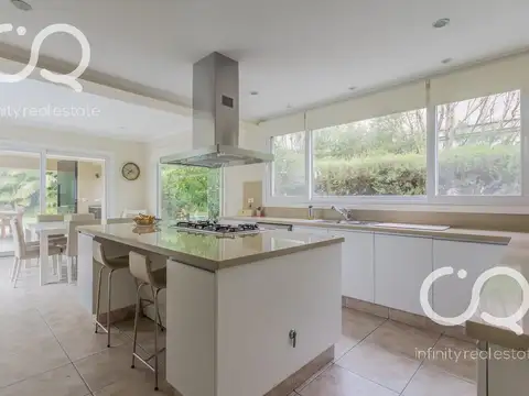 Casa en Nordelta / Las Caletas