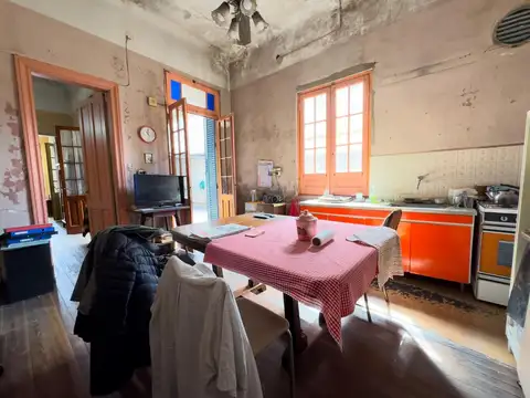 Casa 3 ambientes con 1 baño
