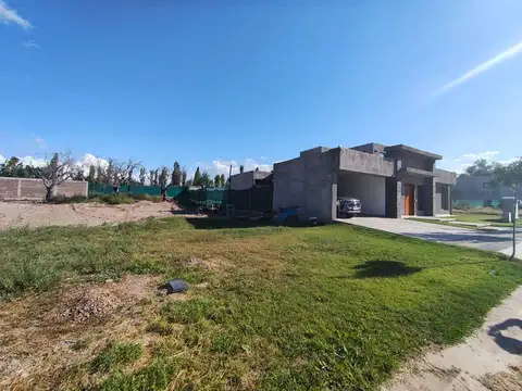 Terreno en Venta en Coronel Dorrego, USD 60.000