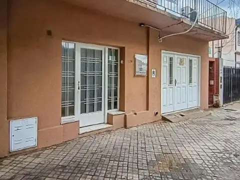 Casa en Venta en Azcuenaga, Rosario
