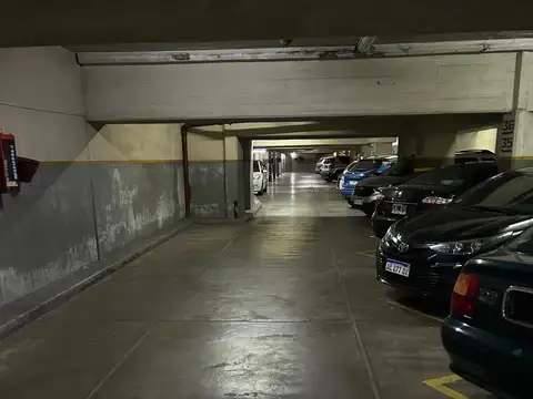 Cochera en venta en Barracas