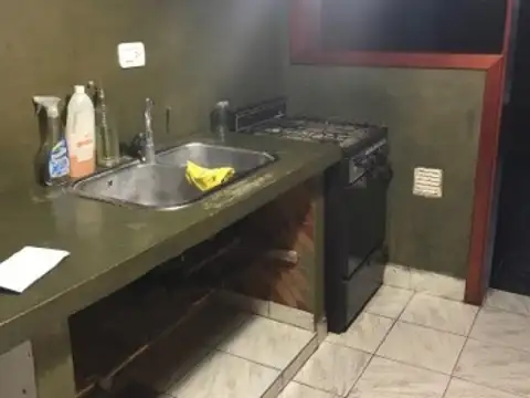 Casa en Alquiler con 2 cocheras