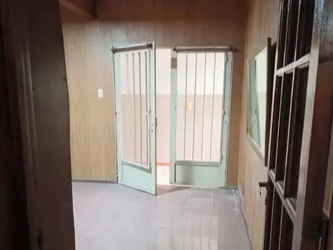 Depto Tipo Casa en Venta al Este