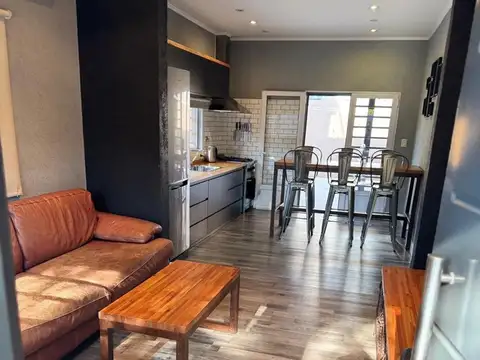 Depto Tipo Casa 3 ambientes con 1 baño