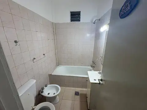 Departamento en Alquiler 50 años