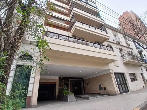 INIGUALABLE PISO AL FTE-BALCÓN CORRIDO-COCHERA FIJA CUB.-