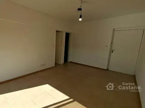 Excelente departamento 3 ambientes con cochera