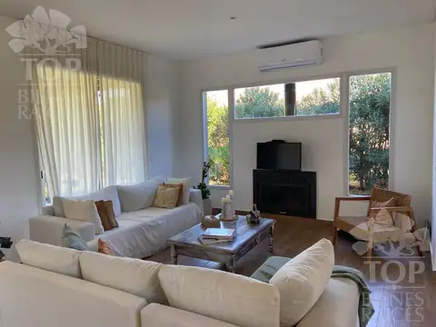Casa en Alquiler en San Matias, USD 1.700